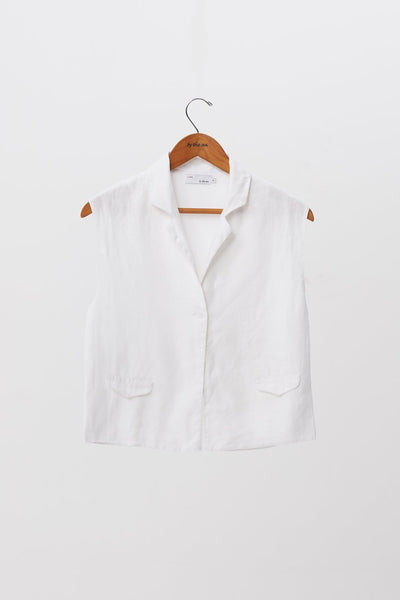 Hamptons Sleveless Blazer White